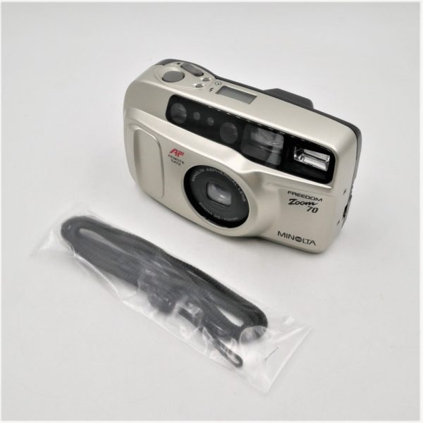 Minolta Freedom Zoom 70 Point and Shoot Film Camera w Quartz Date | USED For Discount